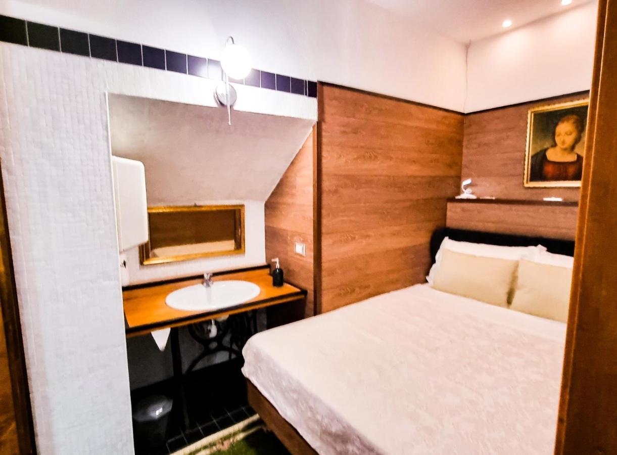 Loft Sant' Efisio Apartment กาญารี ภายนอก รูปภาพ