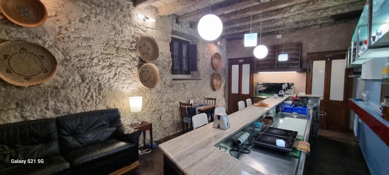 Loft Sant' Efisio Apartment กาญารี ภายนอก รูปภาพ